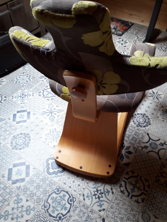 Image 1 of Variér Thatsit Knee Chair