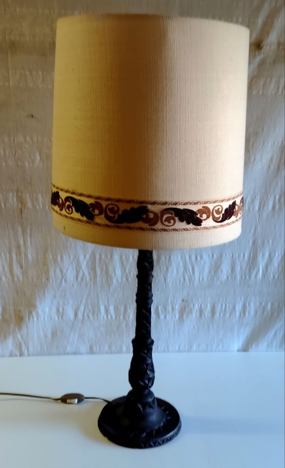 Brutalist solid wood table lamp base - early 20th century, Brown (photo 4 of 8)