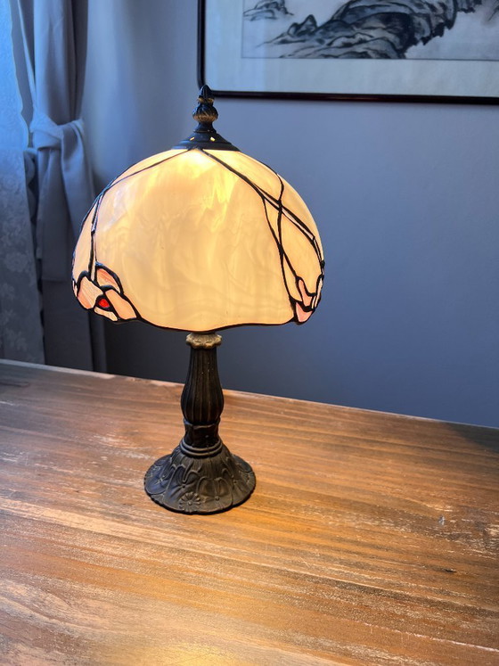 Image 1 of Vintage Tiffany style table lamp, small floor lamp