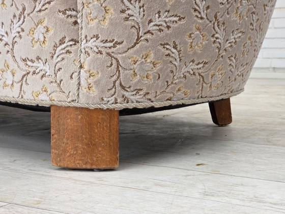 Image 1 of Sofá danés de dos plazas "Banana" de la década de 1970, tapizado original en terciopelo verde claro/gris.