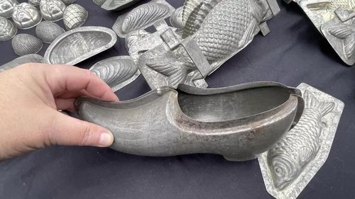 Moules à Chocolat Antiques en Métal, années 1900, Lot de 129 – Accessoires de cuisine, polished steel, Metal (photo 9 of 18)