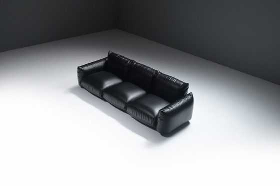 Image 1 of Marenco 255 Sofa Mario Marenco Arflex Italy 1970 Original black leather bodied three seat sofa on a low rounded base  The Marenc