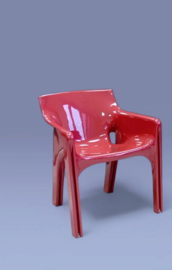 Image 1 of Poltrona Vico MAGISTRETTI, modello “GAUDI”.