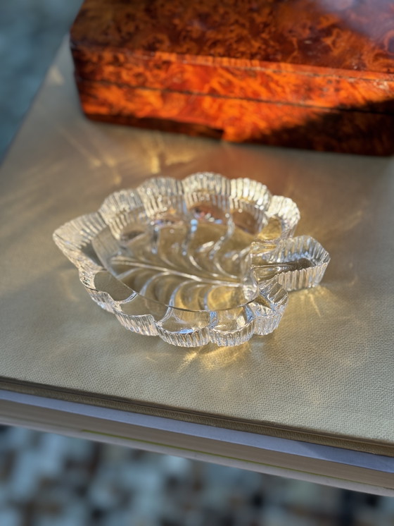Image 1 of Bol en cristal vintage Cristal d’Arques en forme de feuille