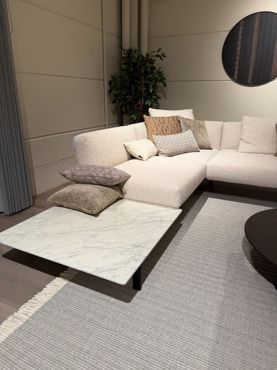 Image 1 of Knoll - Avio Sofa