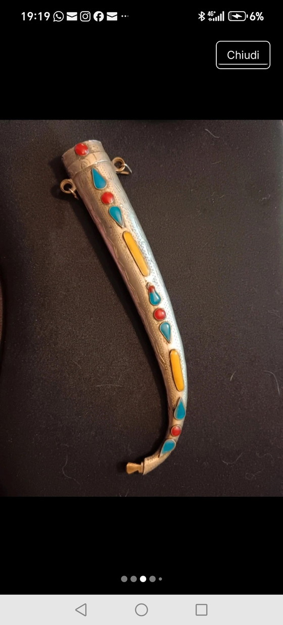 Image 1 of Decoratieve schede voor een messing dolk