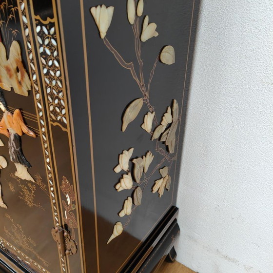 Vintage Chinese bruidskast servieskast buffetkast Chinoise – Buffetkasten, Wood (photo 14 of 18)