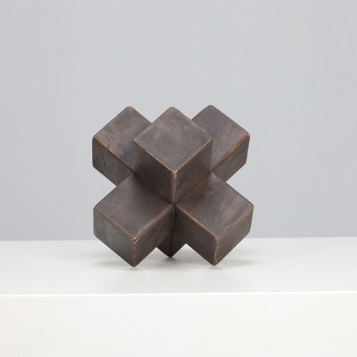 Escultura geométrica de madera hecha a mano en forma de cruz, década de 1970 – Abstracción constructivista brutalista