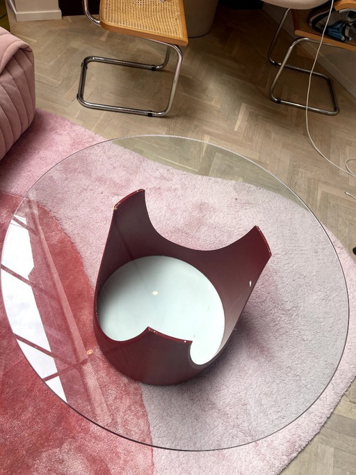 Table basse vintage en verre sur roulettes
