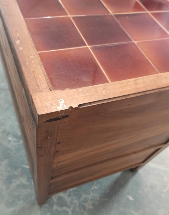 Image 1 of commode ancienne