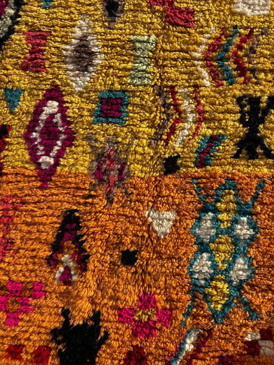 Image 1 of Modern Marokkaans wollen tapijt in oranje - Abstract Berber-kleurontwerp