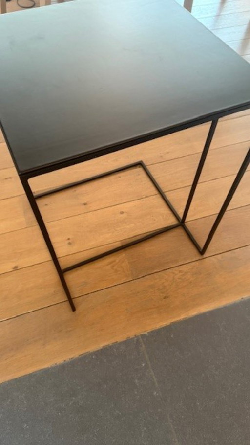 Beistelltisch aus schwarzem Leder von Minotti