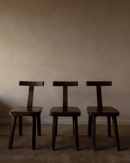 Set of 3 Vintage “T” Dining Chairs by Aranjou, France (c.1960s) – Stained Elm, Brutalist Sculptural