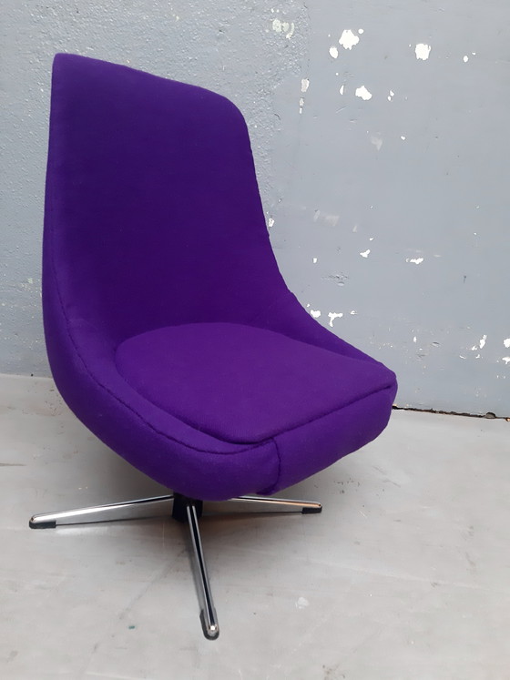 Image 1 of Fauteuil pivotant petit modèle