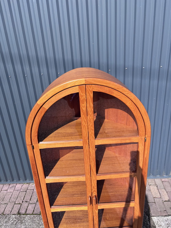 Image 1 of Vintage Teak Hoekkast Vitrinekast