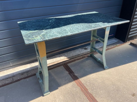 Image 1 of Bijzettafel industrial