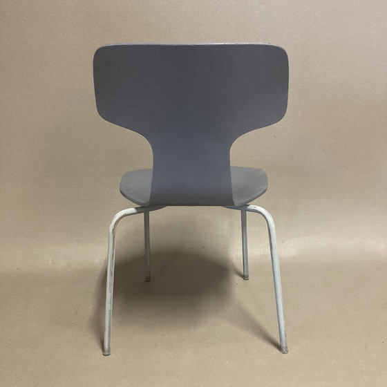 Image 1 of Six Chaises Modèle 3123 Enfant Arne Jacobsen