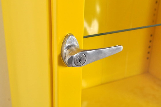 Image 1 of Vintage apothecary cabinet / display cabinet