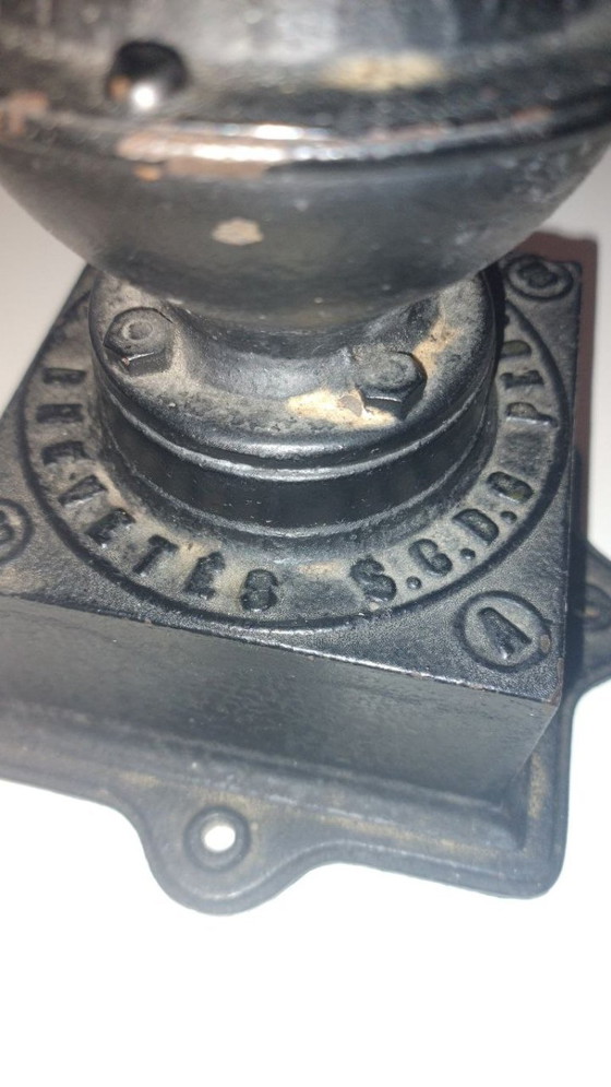 Image 1 of Antique Peugeot Frères coffee grinder – SGDG – ca. 1880–1895 – original and working