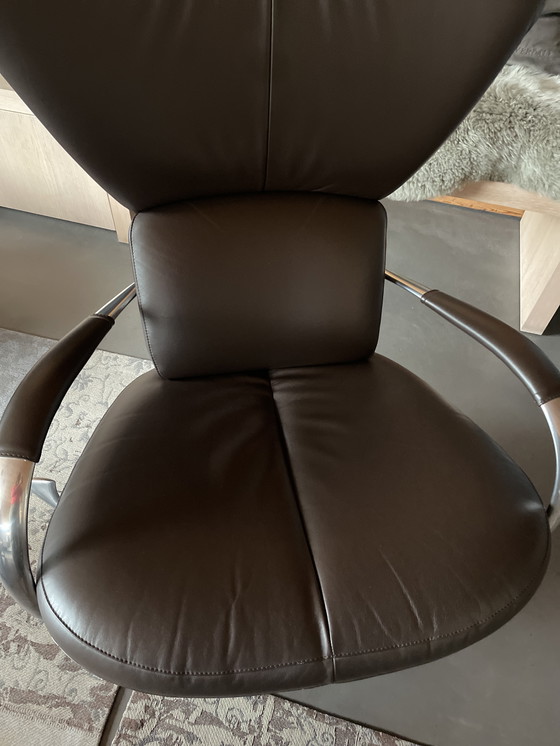 Image 1 of Leolux Formi met hocker.