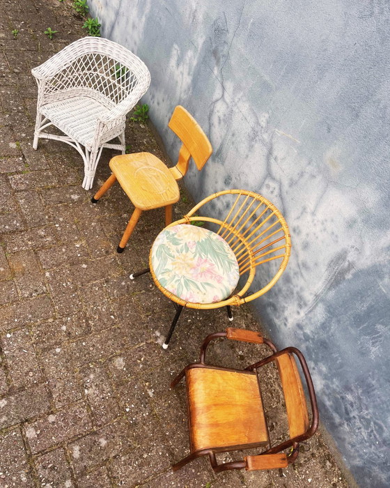 Image 1 of Chaise d'école vintage en bois pour enfants