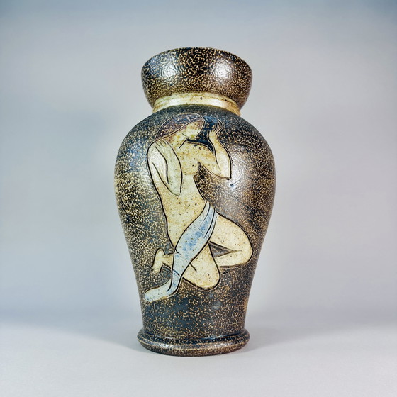 Image 1 of Terraco Draak Beesel Unica vaas met naaktfiguur – 36 cm, Mid-Century Modern
