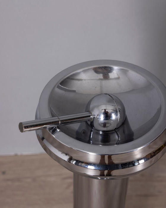 Vintage 1970s Italian-Design Chrome-Plated Metal Floor Ashtray – Decorative Objects (photo 5 of 10)
