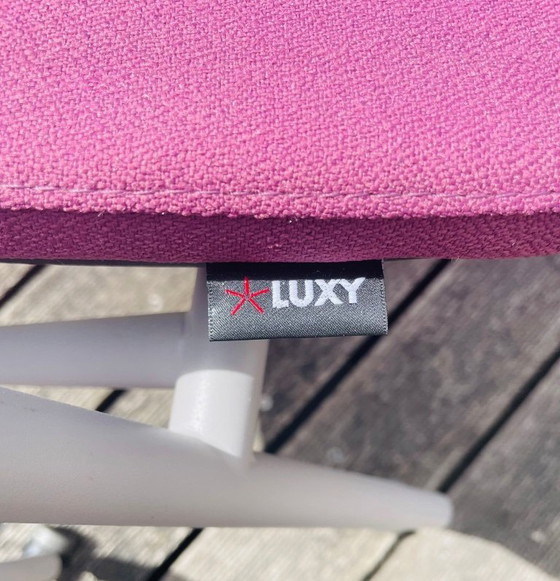 Image 1 of Luxy conference visitor chairs model Air on wheels