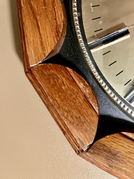 Image 1 of Mooie vintage houten klok uit de 60s van Richter