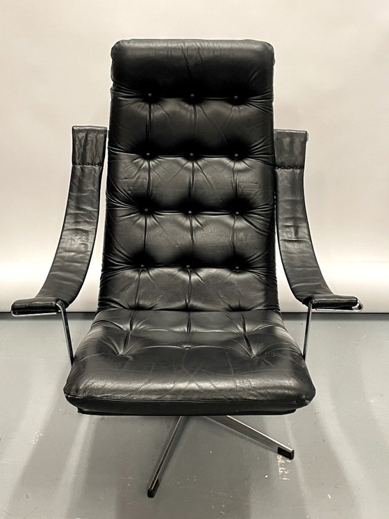 Image 1 of Artifort armchair