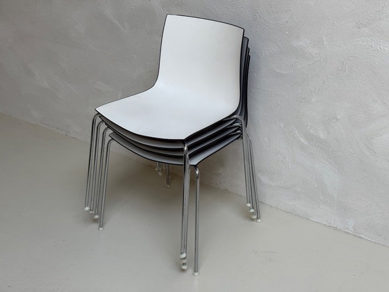 Image 1 of 4 x Design Chair Arper Catifa | White | Stack | Made in Italy
