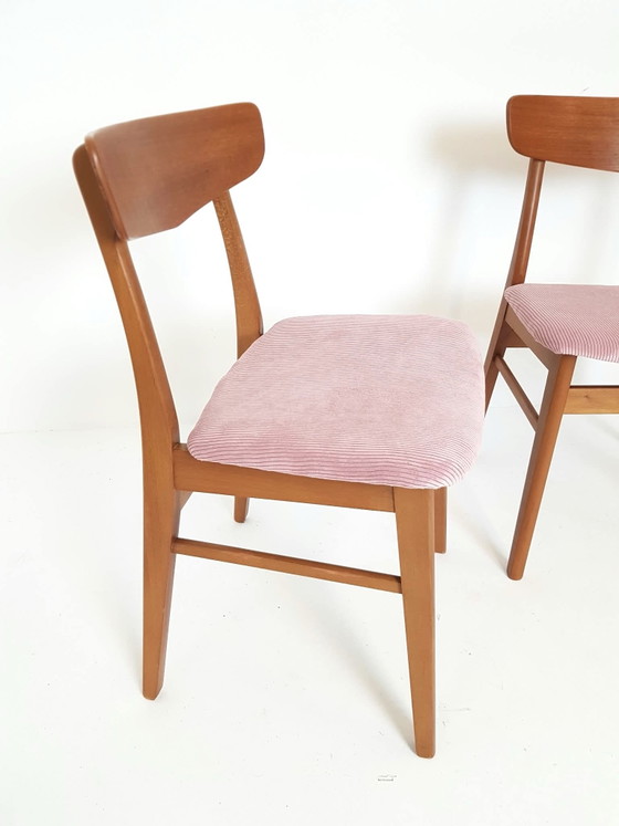 8 Danish Farstrup Dining chairs newly upholstered pink corduroy – Wood, Textile (photo 7 of 15)