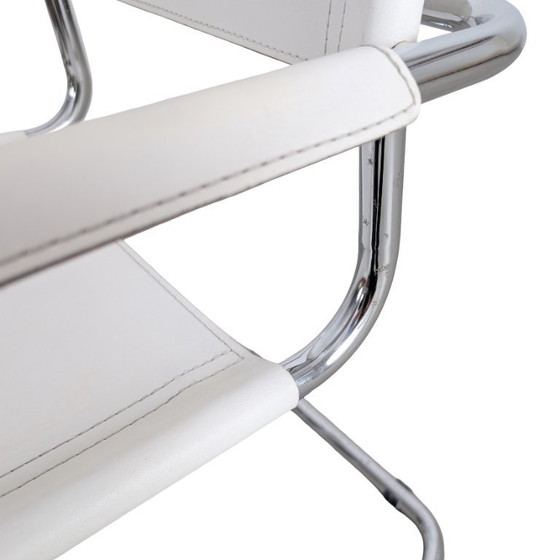 Image 1 of Set di 2 sedie a sbalzo in stile Bauhaus, simili a quelle di Mart Stam e Marcel Breuer.