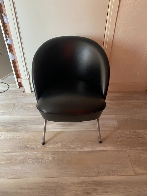 Image 1 of Sedia a secchiello vintage anni '60 in similpelle nera