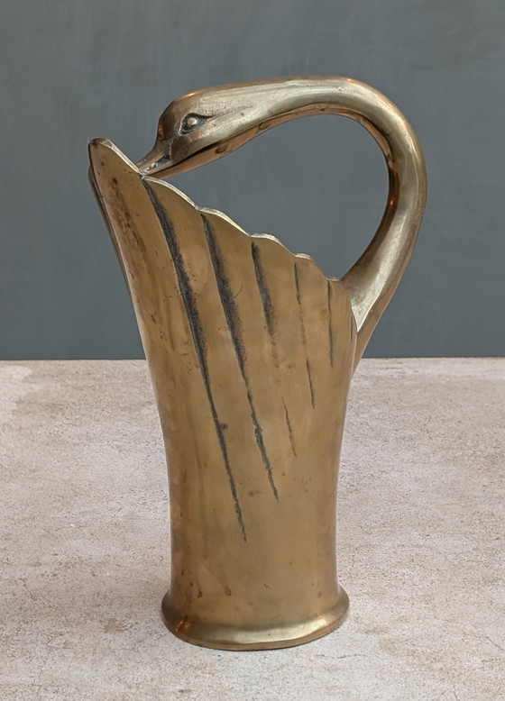 Image 1 of Vaso/versatore in ottone, Cigno