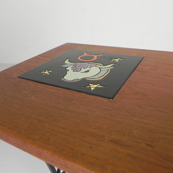 Image 1 of Tavolino vintage, portagiornali con piastrella di Hemiksem, anni '50