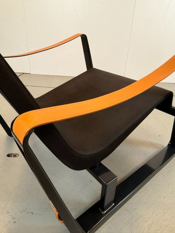 Image 1 of Poltrona Cité' in pelle e acciaio di Jean Prouvé per Vitra, 2002