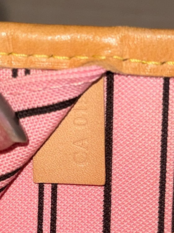 Louis Vuitton Neverfull MM Jungle Dots – Sacs a bandouliere, Calfskin (photo 12 of 12)