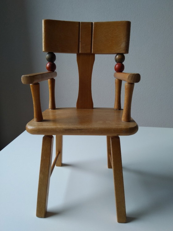 Image 1 of Chaise de poupée vintage Strombecker USA en bois de hêtre, années 1950