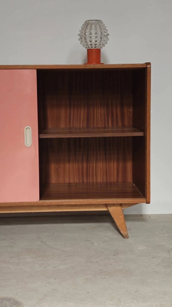 Credenza U452 rosa e bianca di Jiri Jiroutek per Interier Praha – Armadi contenitori, Legno, Design (photo 8 of 28)