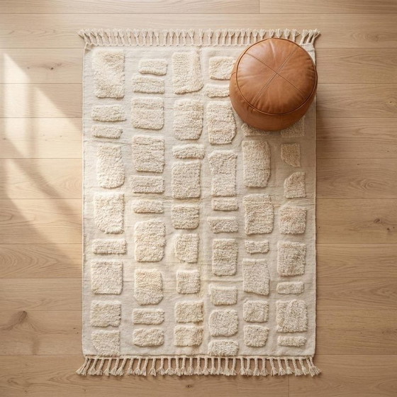 Handmade Pure Wool Rug, Traditional Craftsmanship, Size 2/3 M – Aime Té, Rugs & carpets (photo 3 of 5)