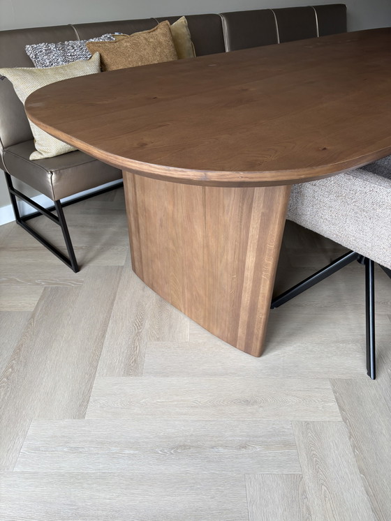 Image 1 of Eleonora Dining Table