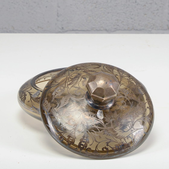Bowl with glass lid and silver decorations (photo 3 of 7)