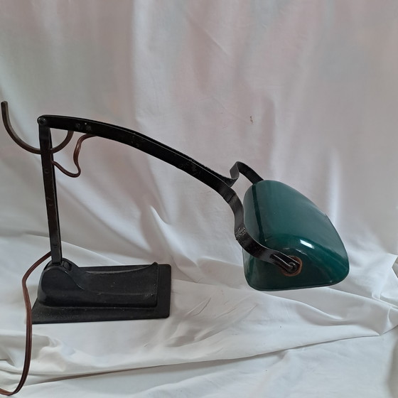 Image 1 of Schaco G1285 Notarlampe, zweiarmig, Emaille-Schirm aus den 1920er Jahren