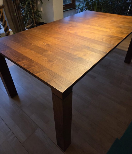 Tavolo da pranzo in noce LEOLUX Vivre