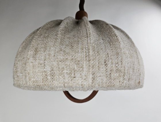 Image 1 of Lámpara colgante Domus pantalla de tela y elementos de teca