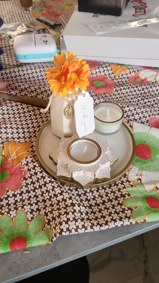 Decorative set