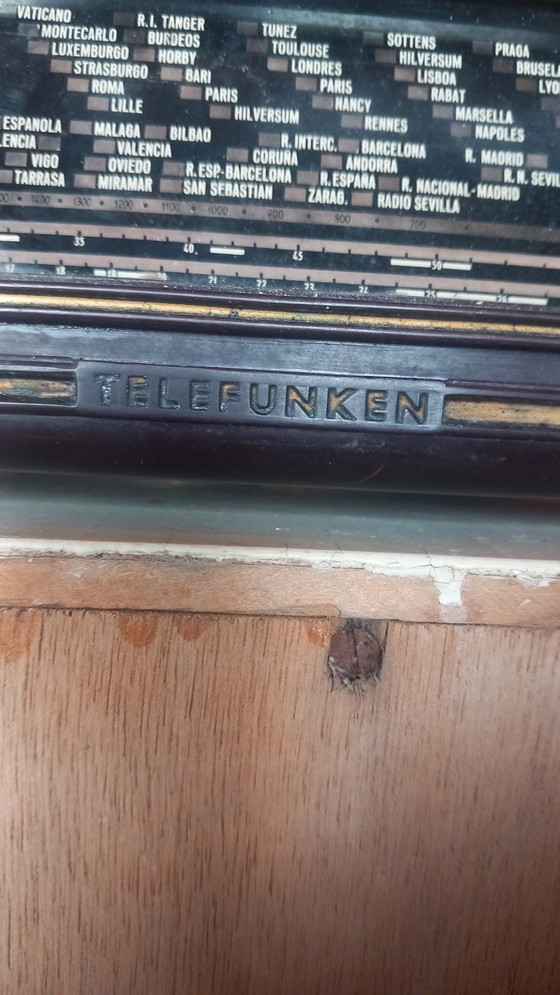 Image 1 of Vintage radio's