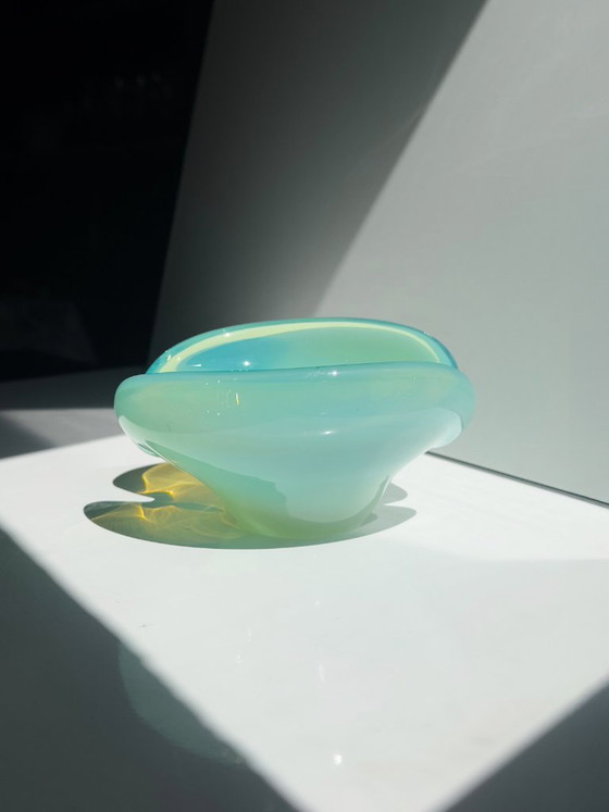 Cendrier vintage en verre à l'uranium de Murano / Vide Poche, Sommerso Glass, Italie, années 1950/60 – Bols (photo 5 of 5)