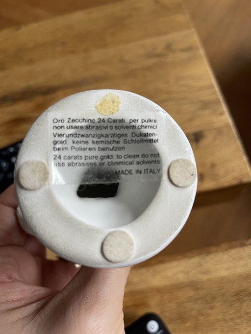 2 porseleinen vogels met 24 karaat goud